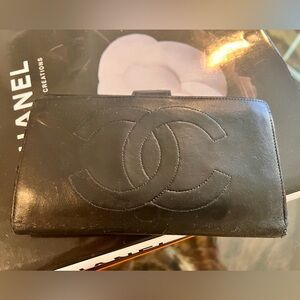 CHANEL CC Logo Vintage Leather Long Wallet